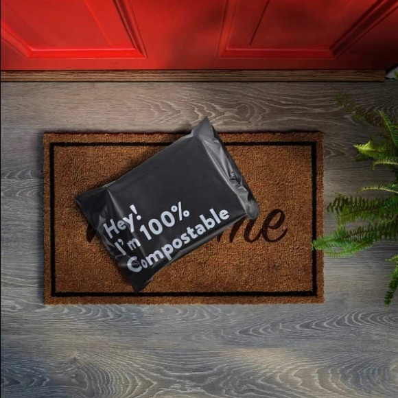 Meet your Posher, Heather - Picture 2 of 2